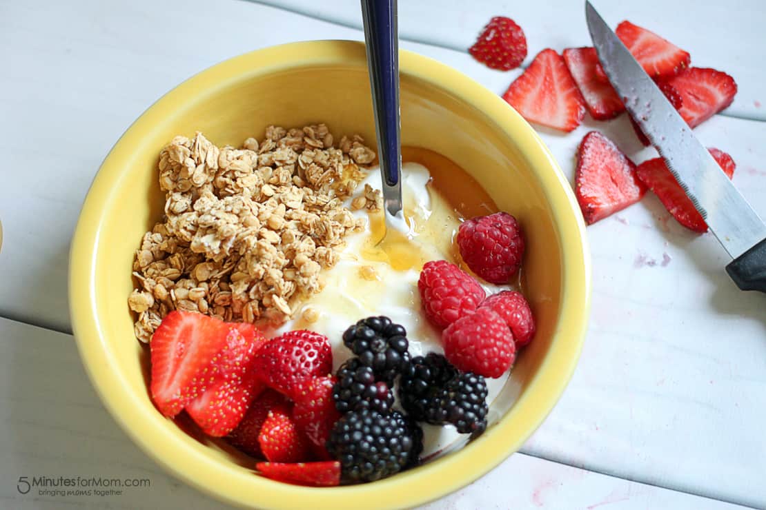 Delicious and Healthy Breakfast Bowl with Chobani Greek Yogurt-6