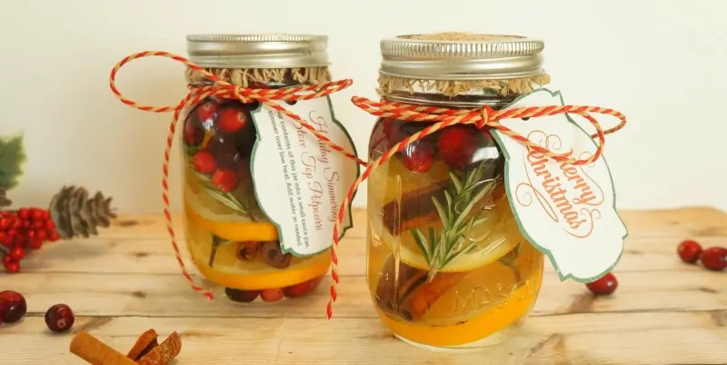 10 #DIY Mason Jar Christmas Gift Ideas