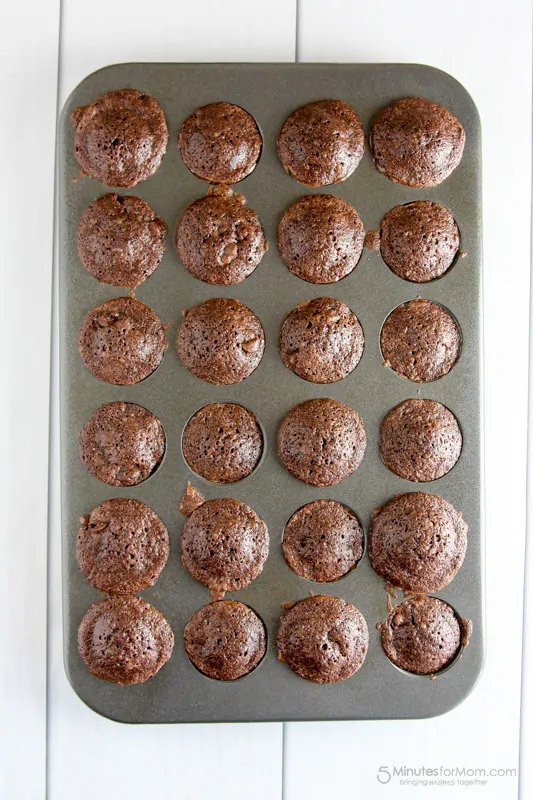 These Turtle Brownie Bites are definitely not healthy eating friendly but they sure are scrumptious!