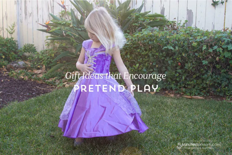 Gifts that Encourage Pretend Play