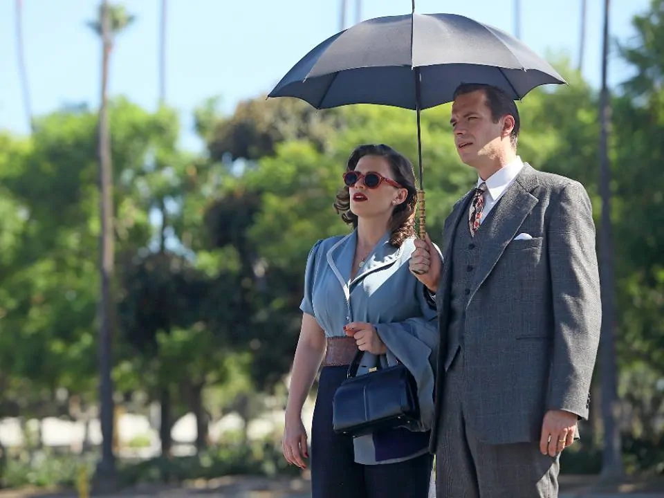 Agent Carter - HAYLEY ATWELL, JAMES D'ARCY- Lady in the Lake