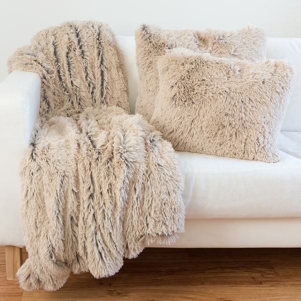 Designer Collections By Sheri Faux Fur Pillows And Throw Faux Fur Pillow Or Throw Blanket Options