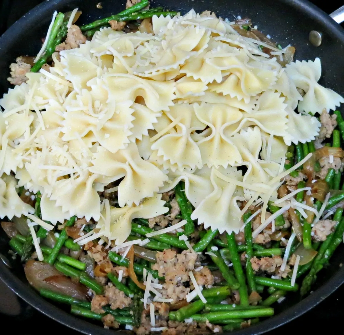 Bowtie Pasta with Chicken Italian Sausage Recipe