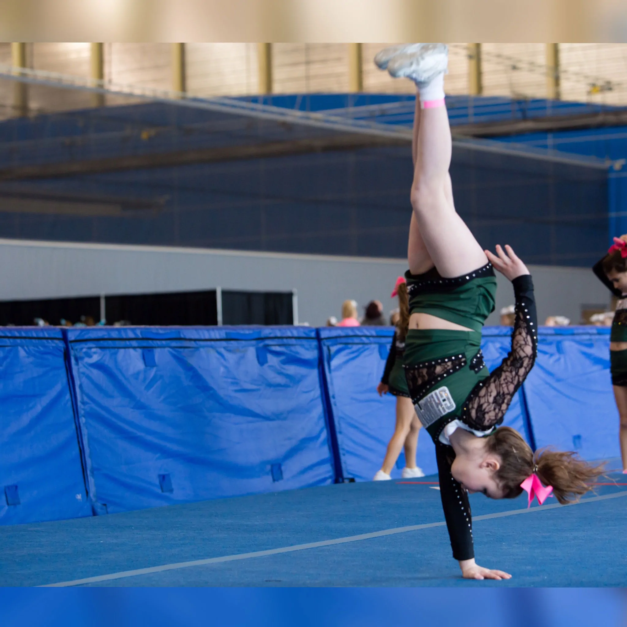 cheerleading warm up