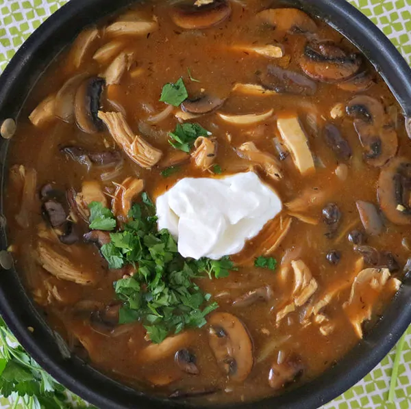 30-Minute Chicken & Mushroom Stroganoff