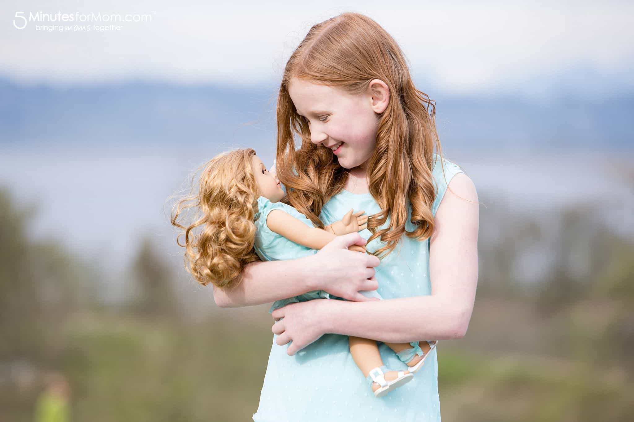 american girl doll blond hair blue eyes