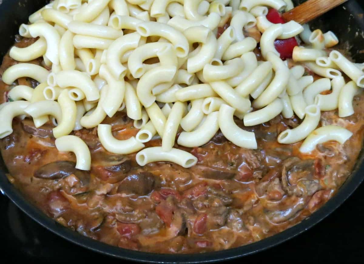Creamy Paprika Beef Goulash Recipe