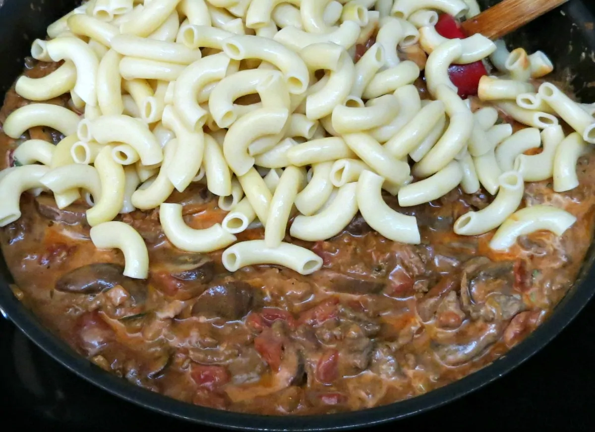 Creamy Paprika Beef Goulash