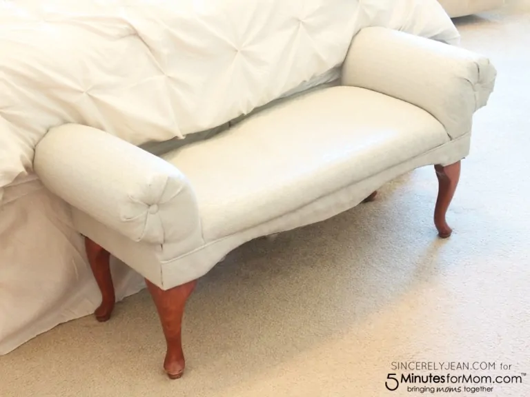 DIY Fabric Painted Bedroom Bench Makeover