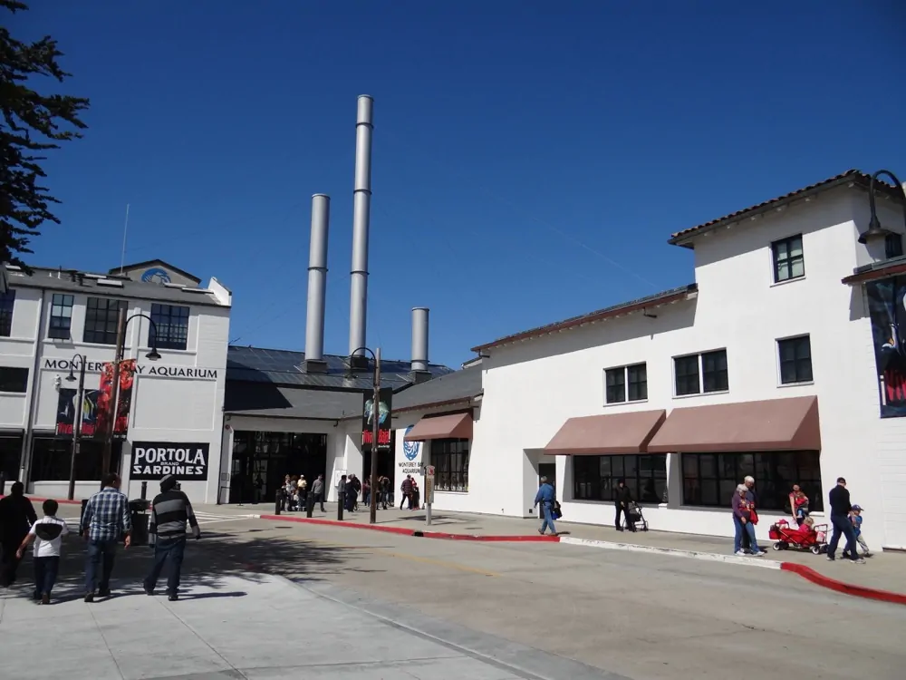 Monterey Bay Aquarium Exterior