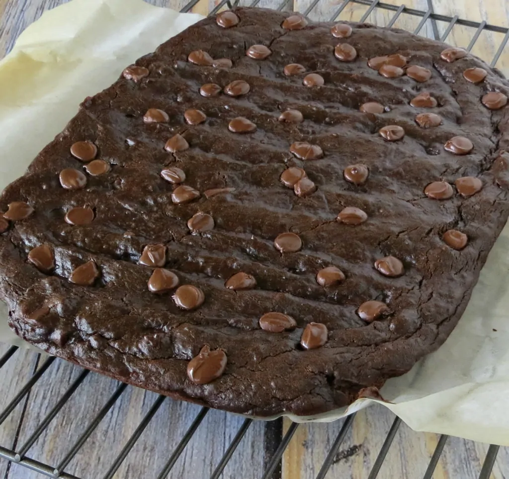 Flourless Dark Chocolate Brownies