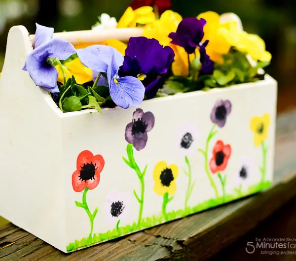 Mother’s Day Craft – Flower Thumbprint Planter