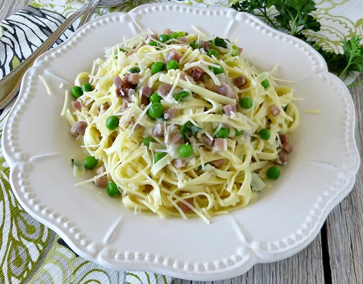 This Linguine with Pancetta and Peas is perfect for spring! It's fresh, savory, and satisfying all at the same time!