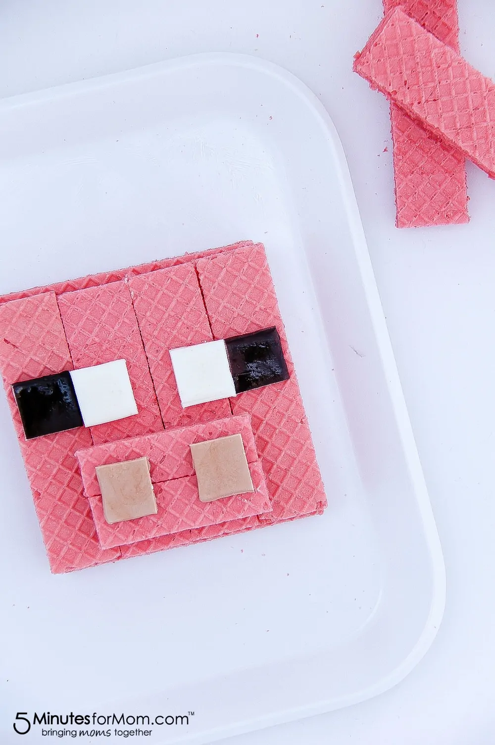 Minecraft Pig Treats using strawberry Voortman wafers