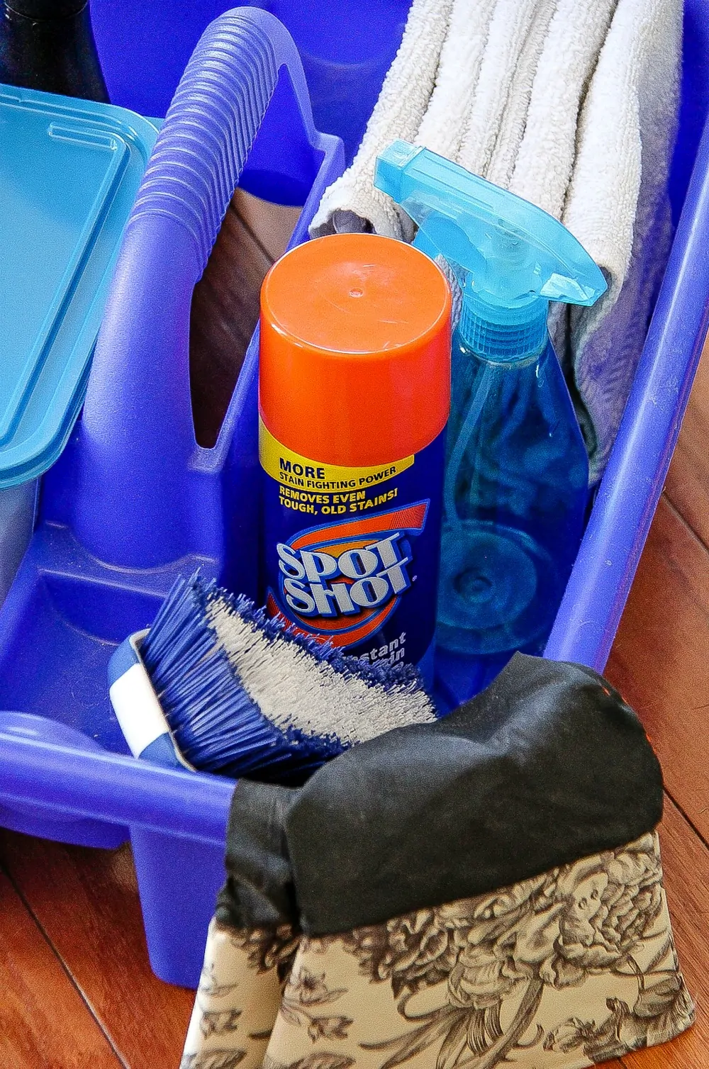 cleaning supplies organization