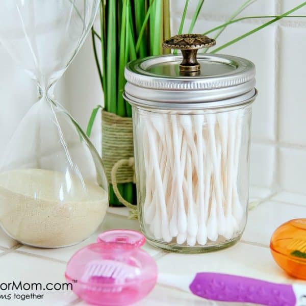 Simple Organizing and Cleaning Tips for Kids Bathrooms