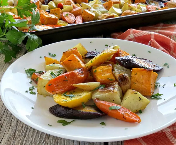 Oven Roasted Fall Vegetables with Garlic and Thyme – Side Dish Recipe