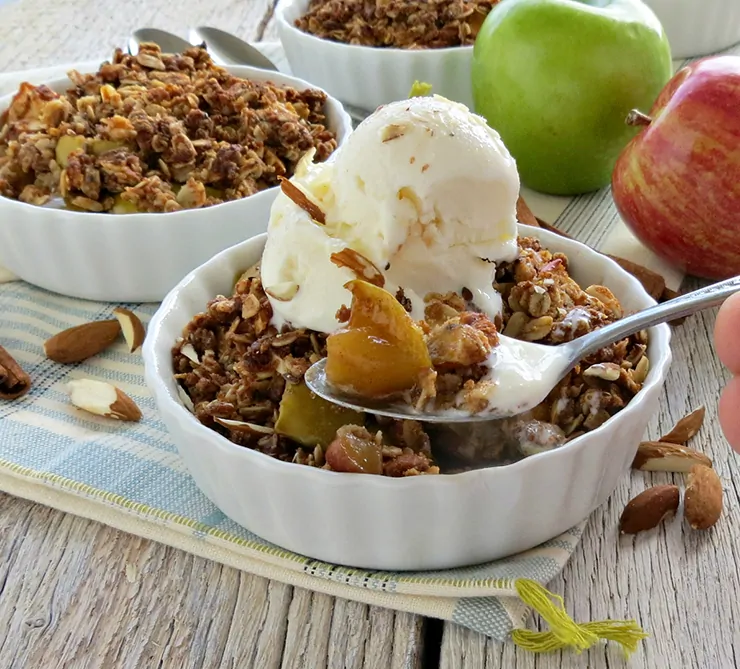Gluten Free Apple Crisp with Oats and Almonds