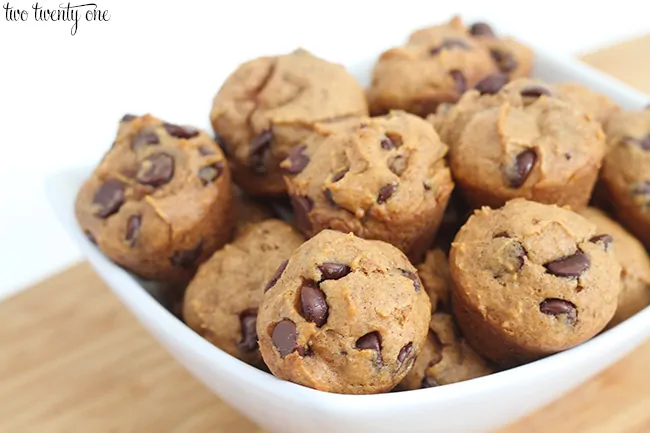 mini-pumpkin-chocolate-chip-muffins-from-two-twenty-one