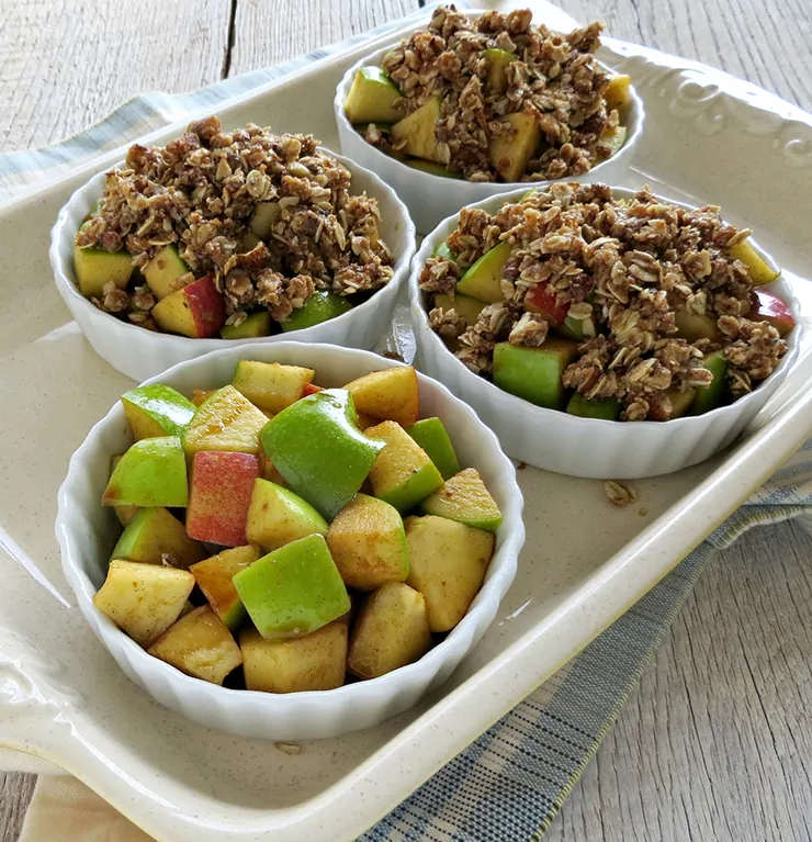 Gluten Free Apple Crisp with Oats and Almonds