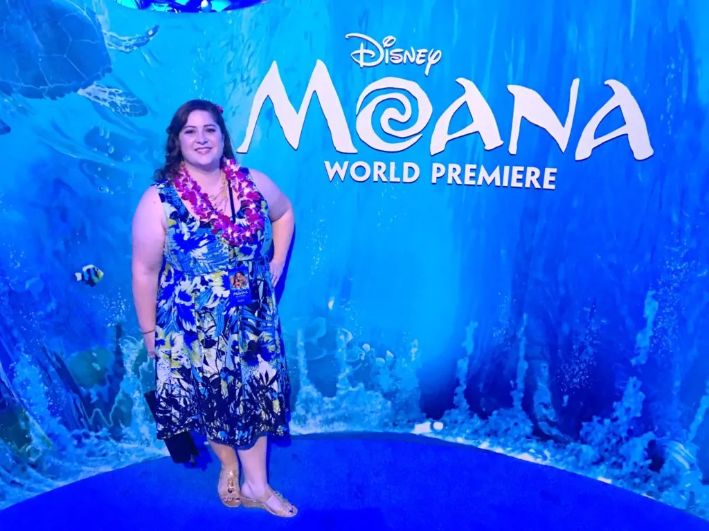 Moana Premiere - 5 Minutes for Mom - Dawn Cullo