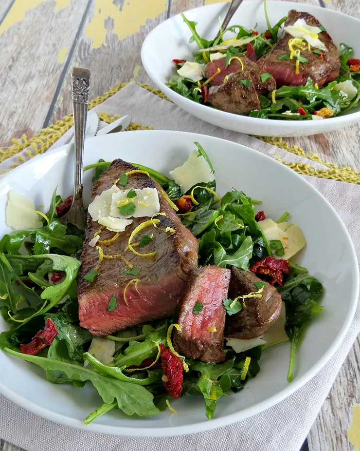 Steak & Arugula Salad with Sun-Dried Tomato & Lemon Dressing