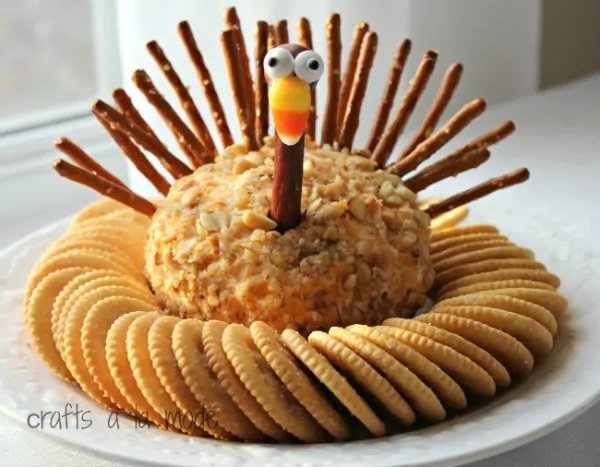 turkey-cheese-ball-from-crafts-a-la-mode