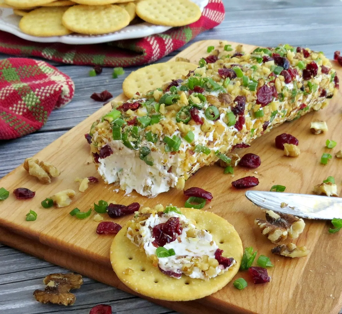 Cranberry Walnut Holiday Cheese Log Recipe