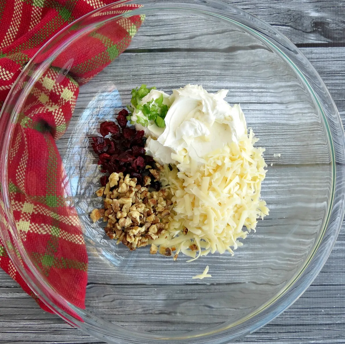 Cranberry Walnut Holiday Cheese Log Recipe