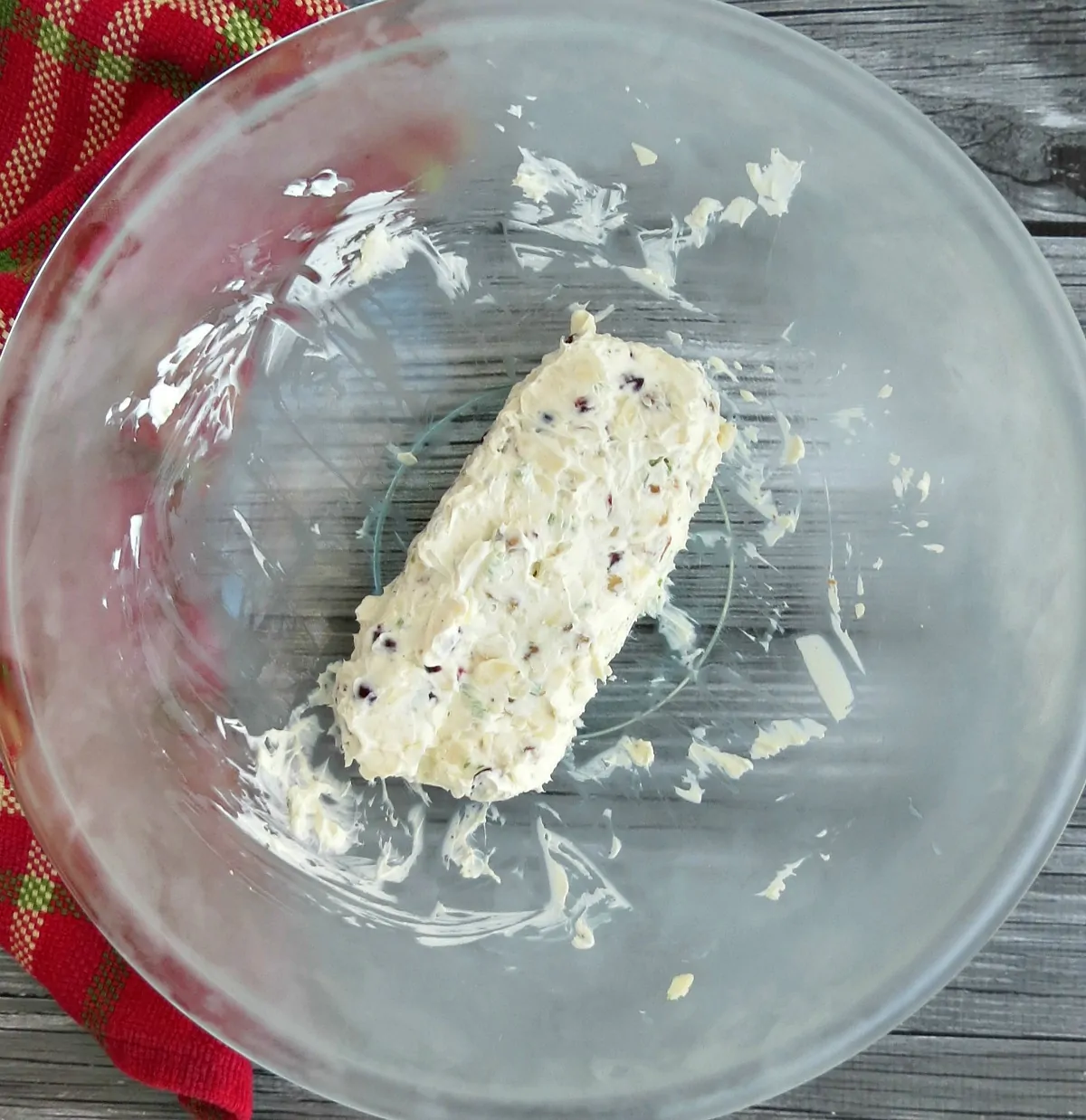 Cranberry Walnut Holiday Cheese Log Recipe