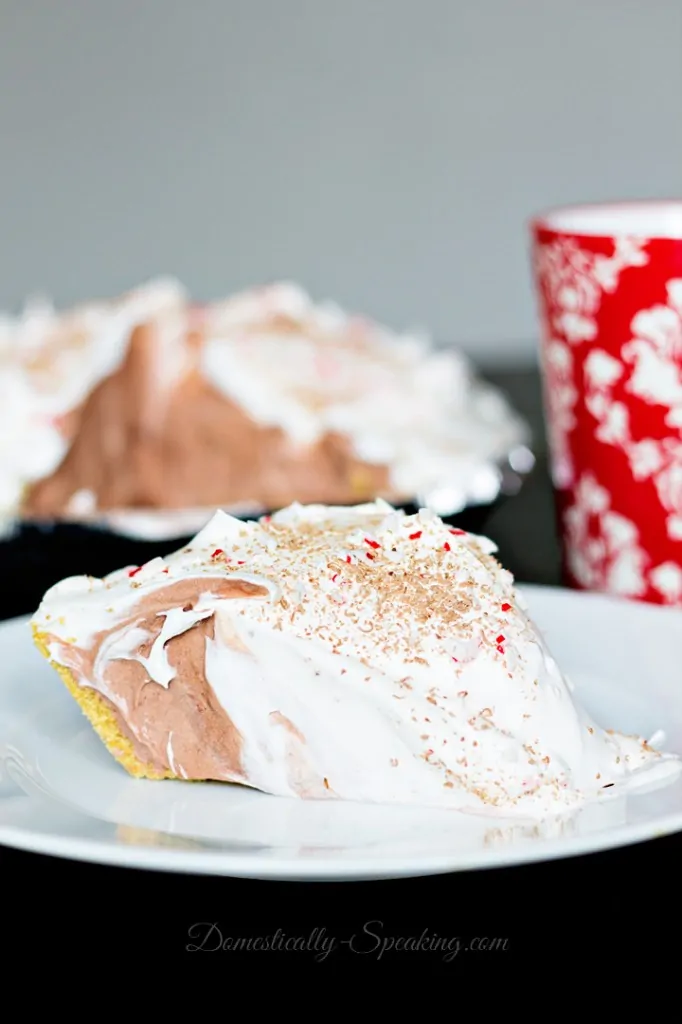 easy-peppermint-chocolate-cream-pie-from-domestically-speaking