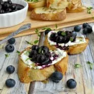 Blueberry and Goat Cheese Crostini with Thyme and Honey Recipe