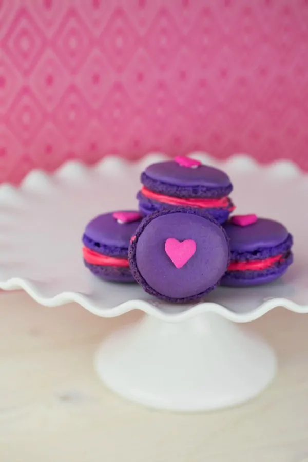 Valentine's Day Macarons Recipe from This Mama Loves