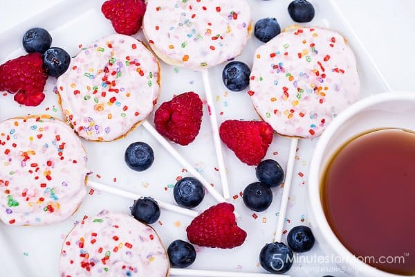Lollipop Pancakes from 5 Minutes for Mom
