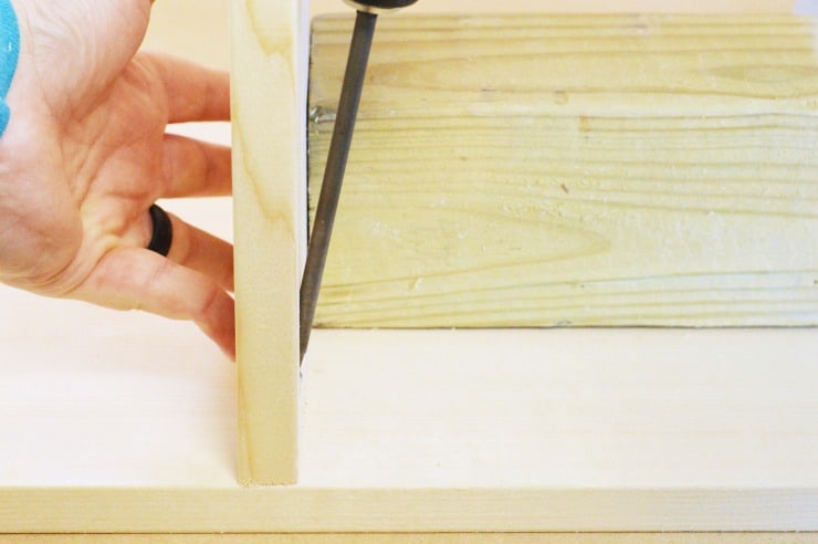 Attaching Shelves Inside The Bookshelf