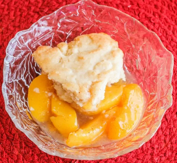 Peach Cobbler Recipe from Clever Housewife