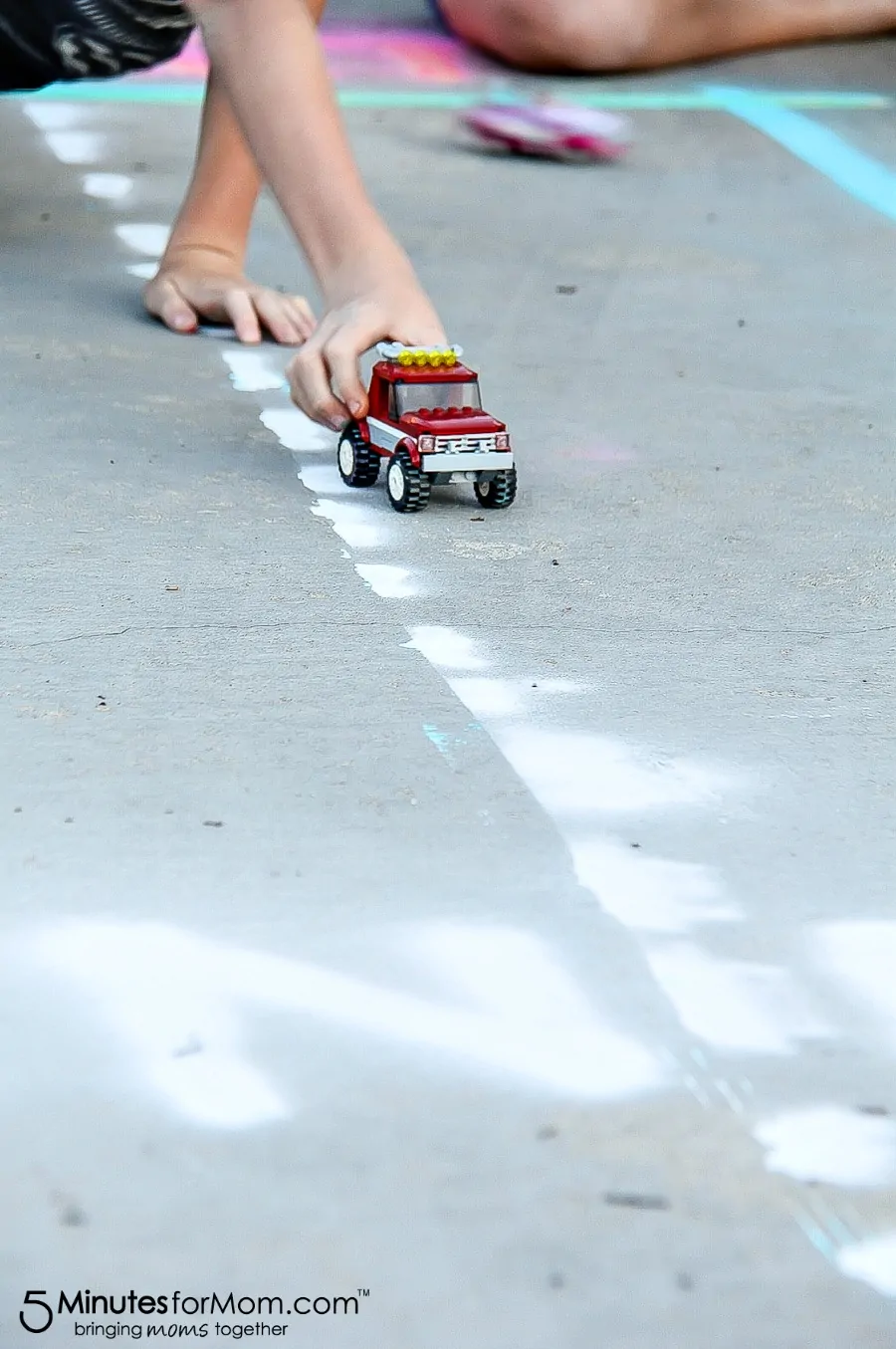 outdoor fun and play with spray chalk