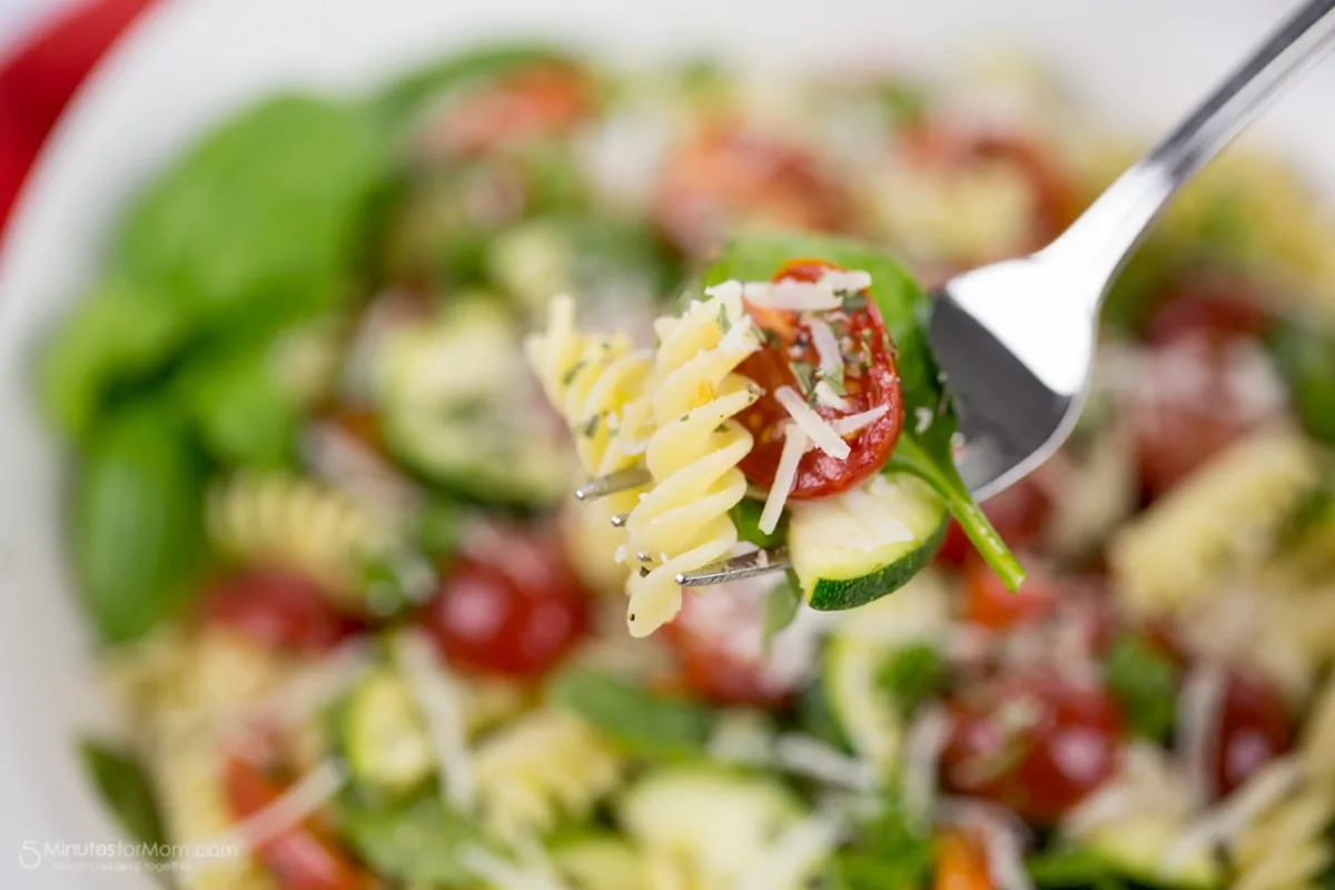 Gluten Free Rotini and Spinach Salad