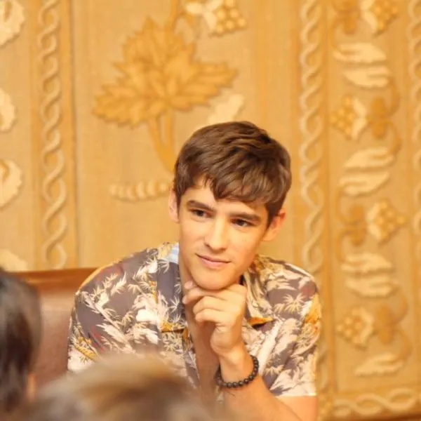 Pirates of the Caribbean Interview with Brenton Thwaites #PiratesLifeEvent