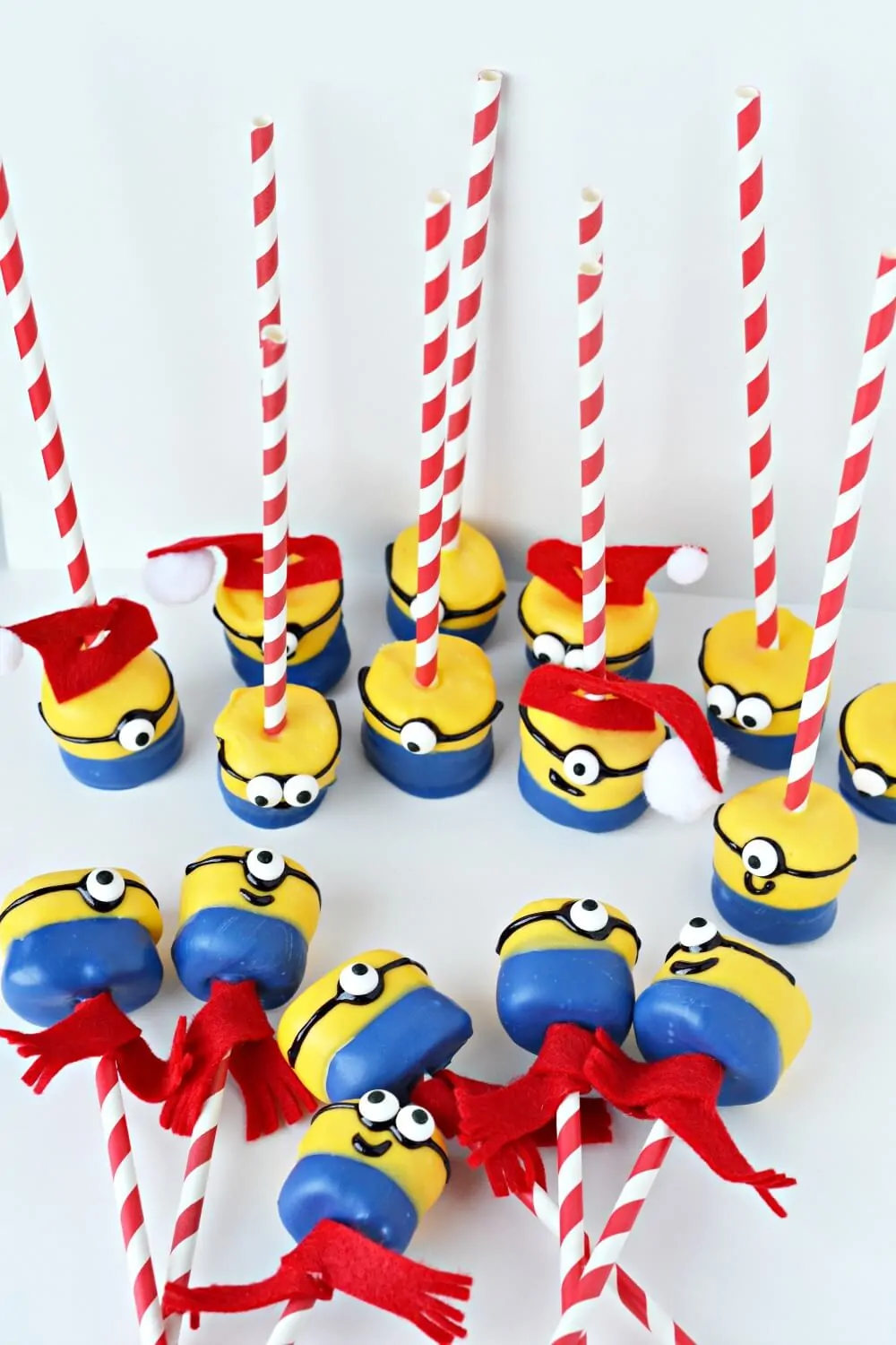 minion marshmallow pops