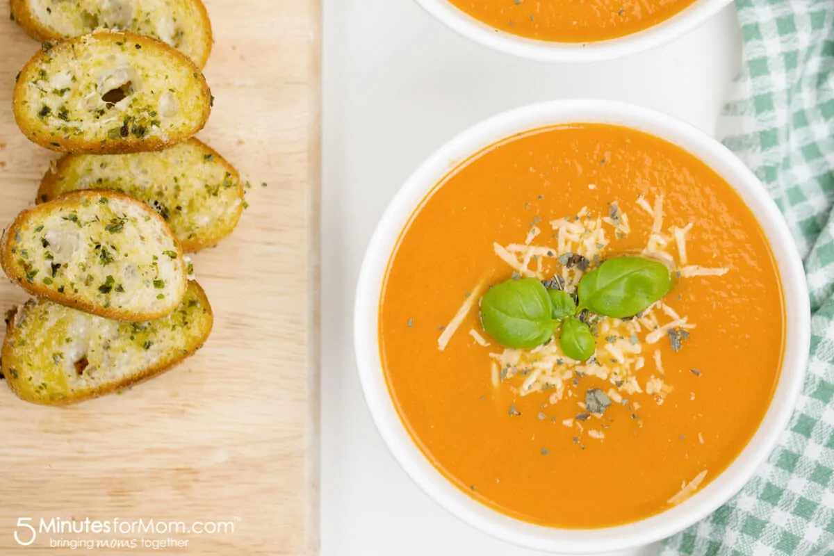 Easy Tomato Soup and Parmesan Baguette