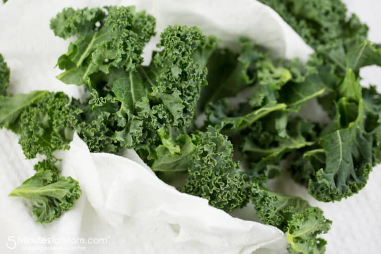 The 5 Keys to Crispy Kale Chips