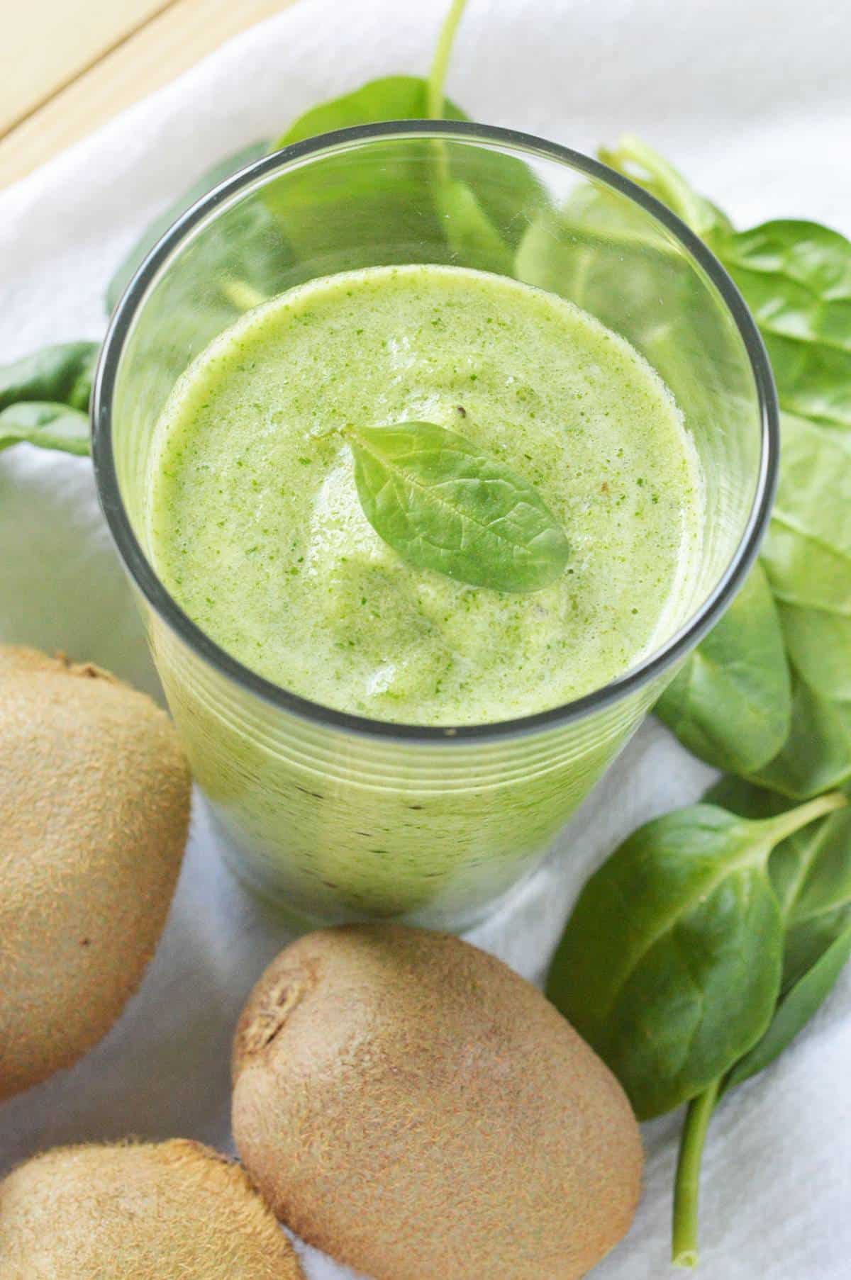 green-machine-smoothie-0003-5-minutes-for-mom