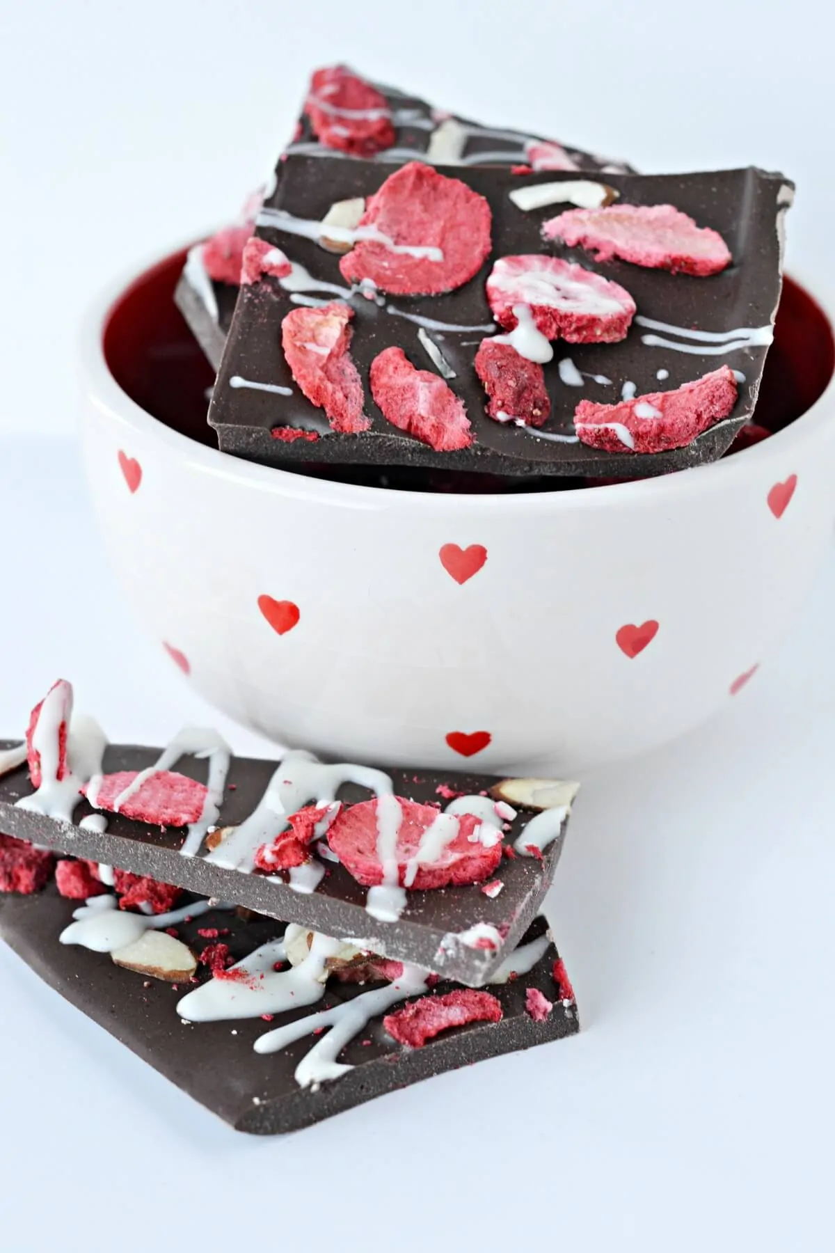 simple way to make chocolate almond bark