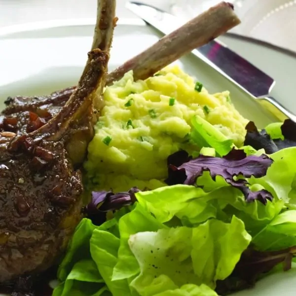 Baby Lamb Chops with Red Wine Sauce Recipe