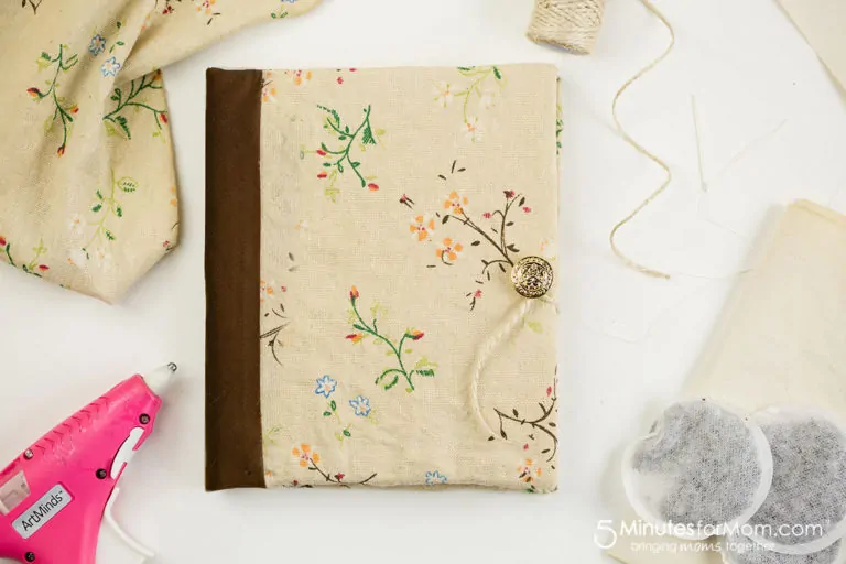 How to make a handmade tea or coffee stained journal - step by step DIY tutorial