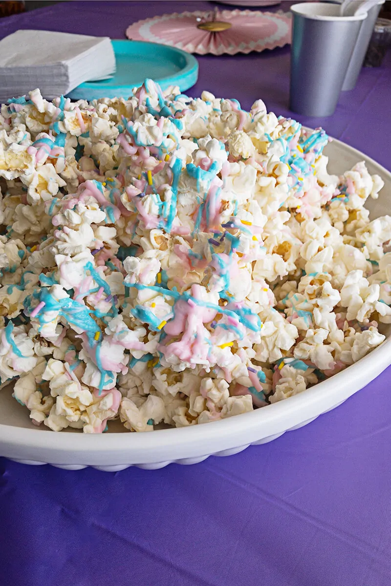 Unicorn Popcorn - A Tasty Treat!