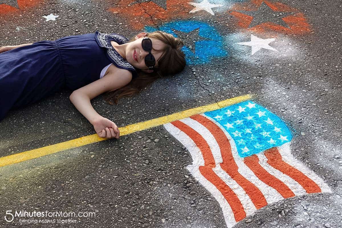 How To Spray Chalk An American Flag - Chalk Photography Stars and Stripes
