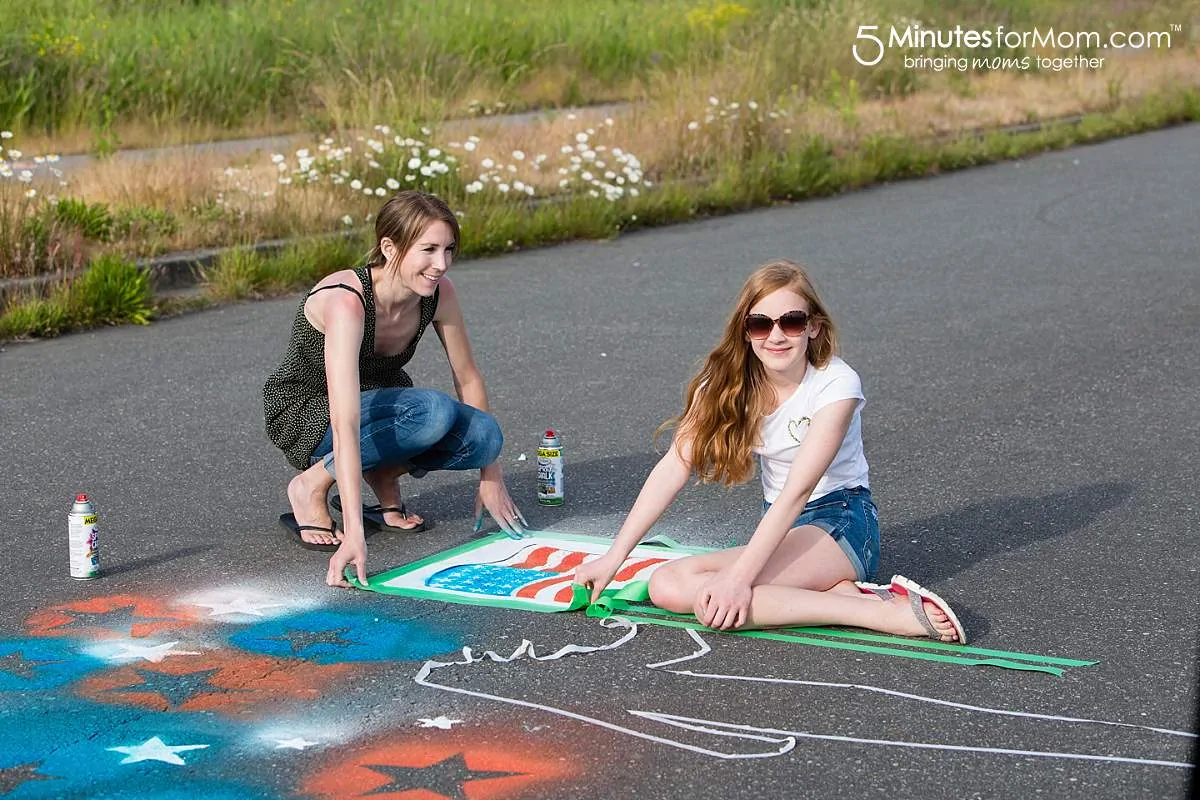 How to spray chalk an American Flag