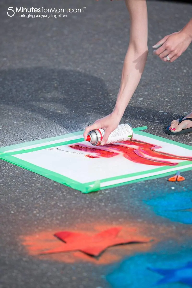 How to spray chalk an American Flag